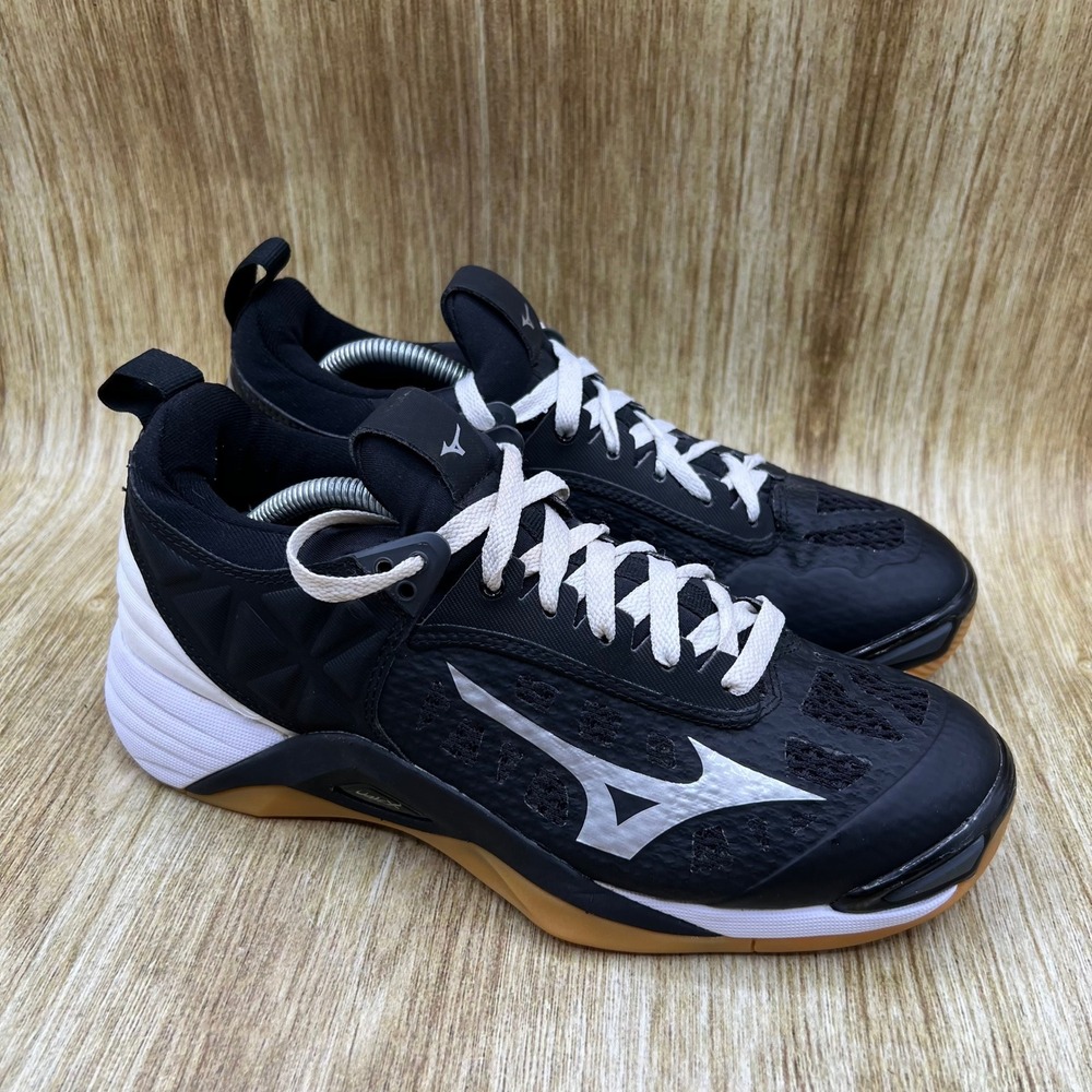 Mizuno Wave Momentum Volleyball Shoes Women's Size 8.5 Black White V1GC191204